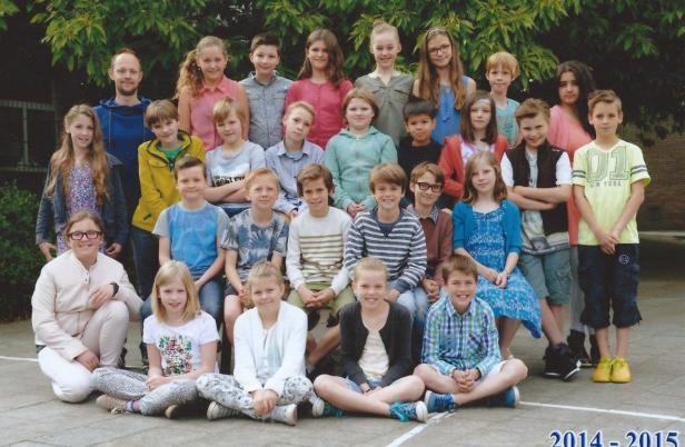 2014-2015 klasfoto 5e leerjaar Geert Van Bastelaer,Pierenbos Gemeenteschool Lindedreef 18
