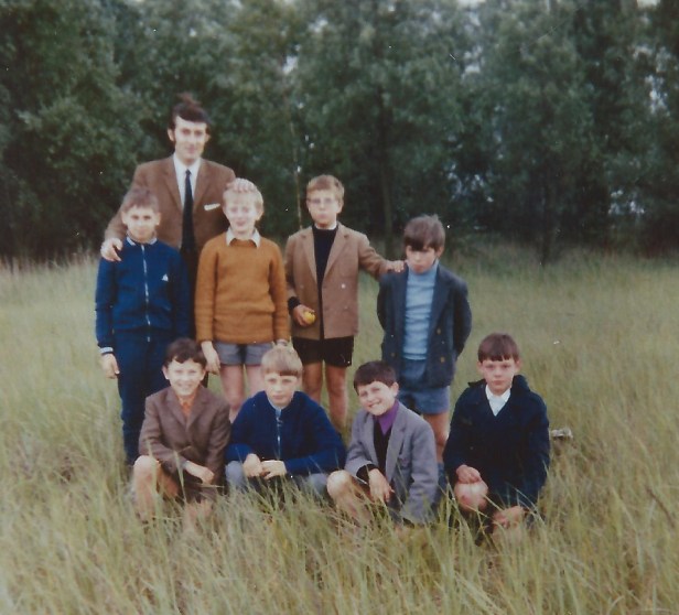 1970-1971-klasfoto-schoolreis-5e-6e-leerjaar-roger-de-rademaeker-gemeentelijke-jongensschool-halle-dorp.jpg